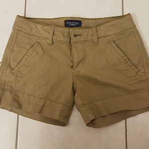 American Eagle Khaki Shorts Size 00 EUC